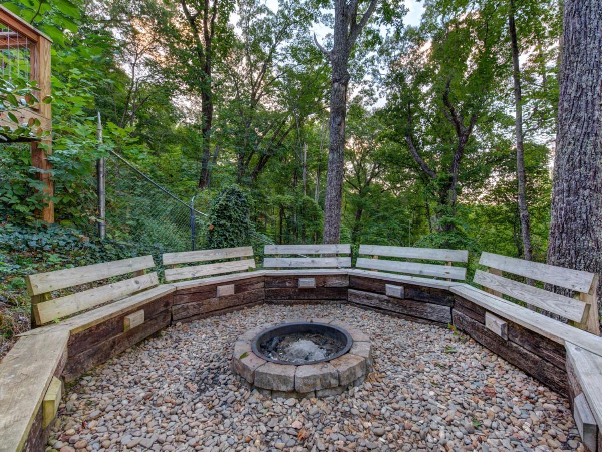 Bear View Chalet, 3 Bedroom, Pool, Pets, Arcades, Wifi, Hot Tub, Sleeps 12 Gatlinburg Eksteriør bilde